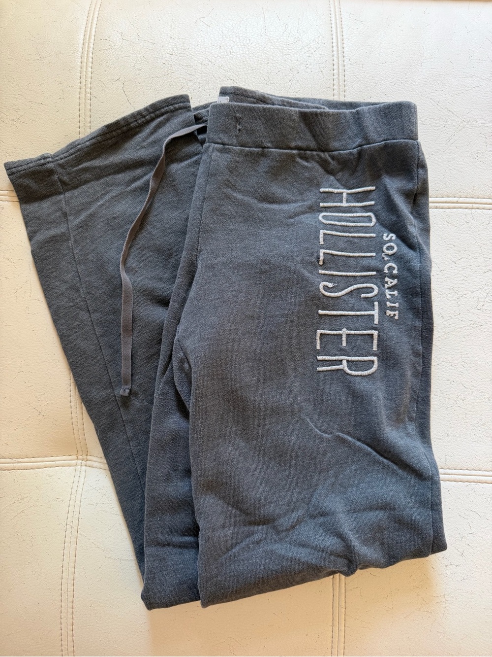 Hollister Charcoal Gray Sweatpants